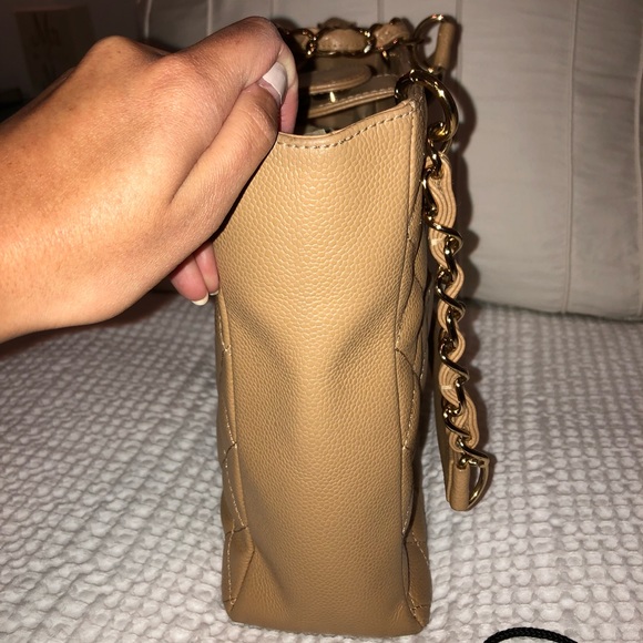 Sold on Mercari- Beautiful CHANEL shoulder bag - Picture 4 of 8